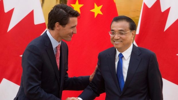 China's Premier Li Keqiang with Canadian Prime Minister Justin Trudeau