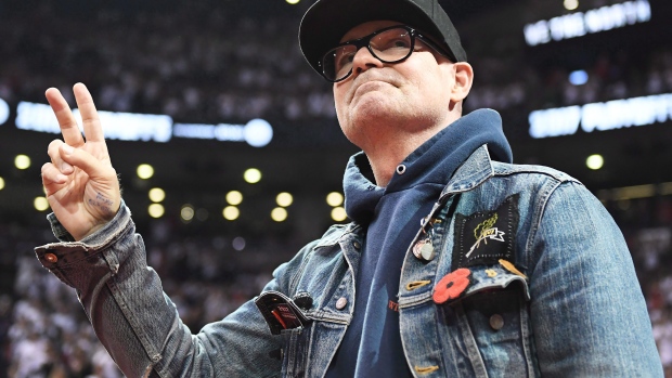 The Tragically Hip lead singer Gord Downie salutes fans