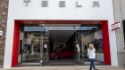 A Tesla dealership in Walnut Creek, California, US. Photographer: David Paul Morris/Bloomberg